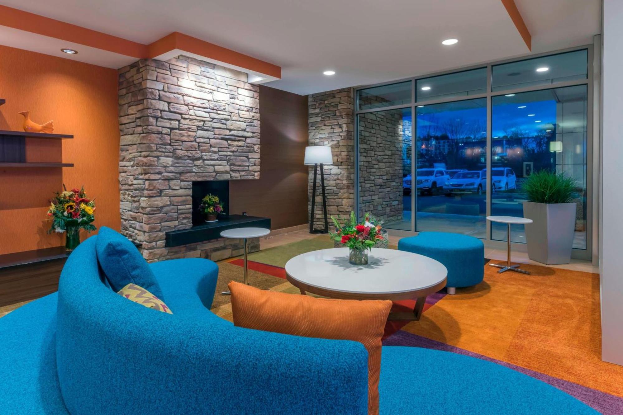 Fairfield Inn & Suites By Marriott Boston Marlborough/Apex Center Екстер'єр фото